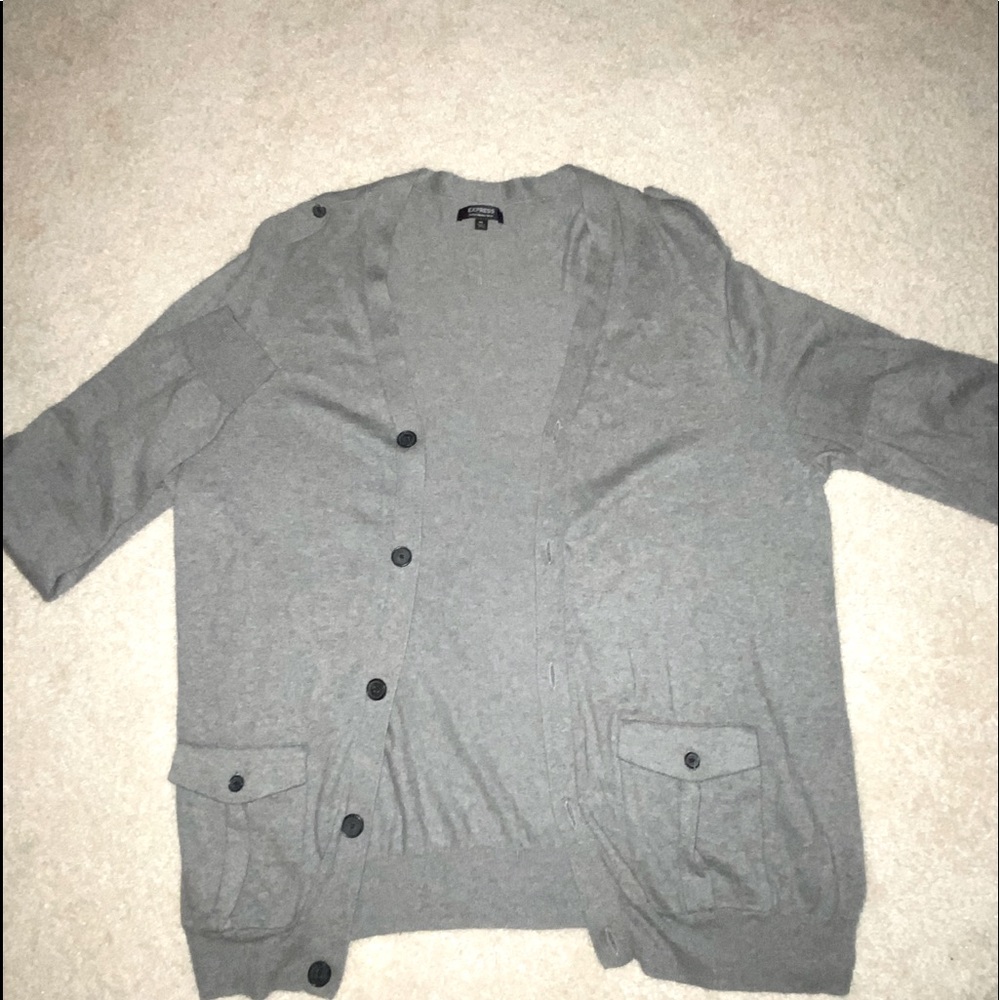 Men’s gray cardigan